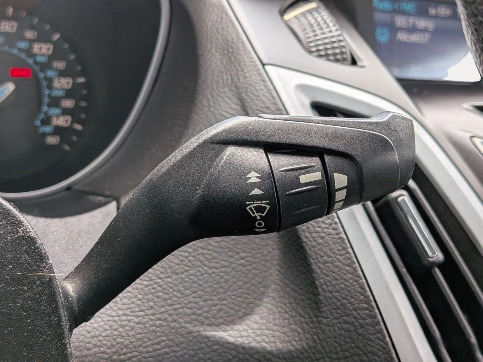 Used 2012 Sterling Gray Metallic Ford SE image 20