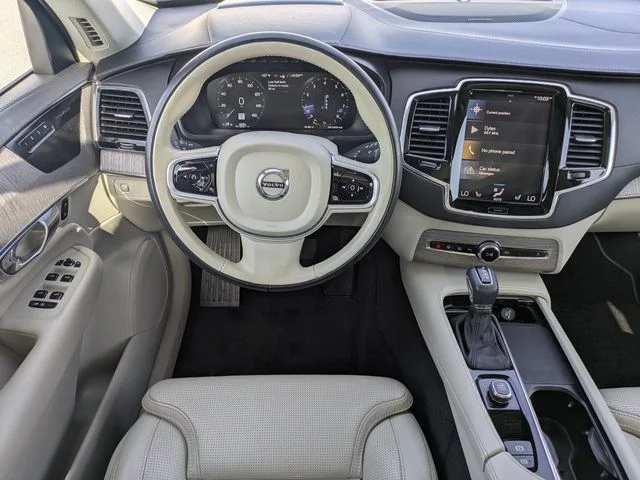 Certified Used 2022 Crystal White Metallic Volvo T6 Inscription image 16