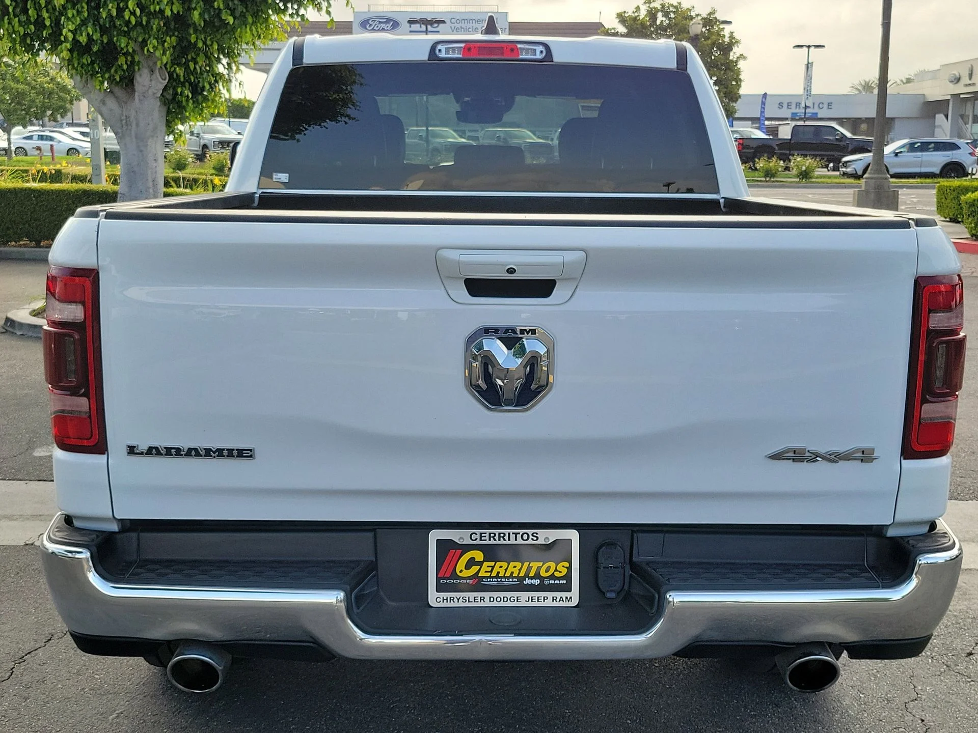 Used 2024 White Ram Laramie image 17