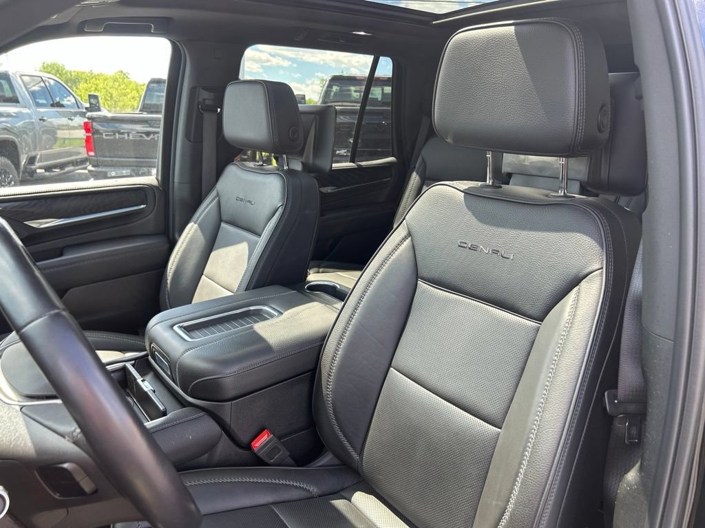Used 2024 Onyx Black GMC Denali image 18