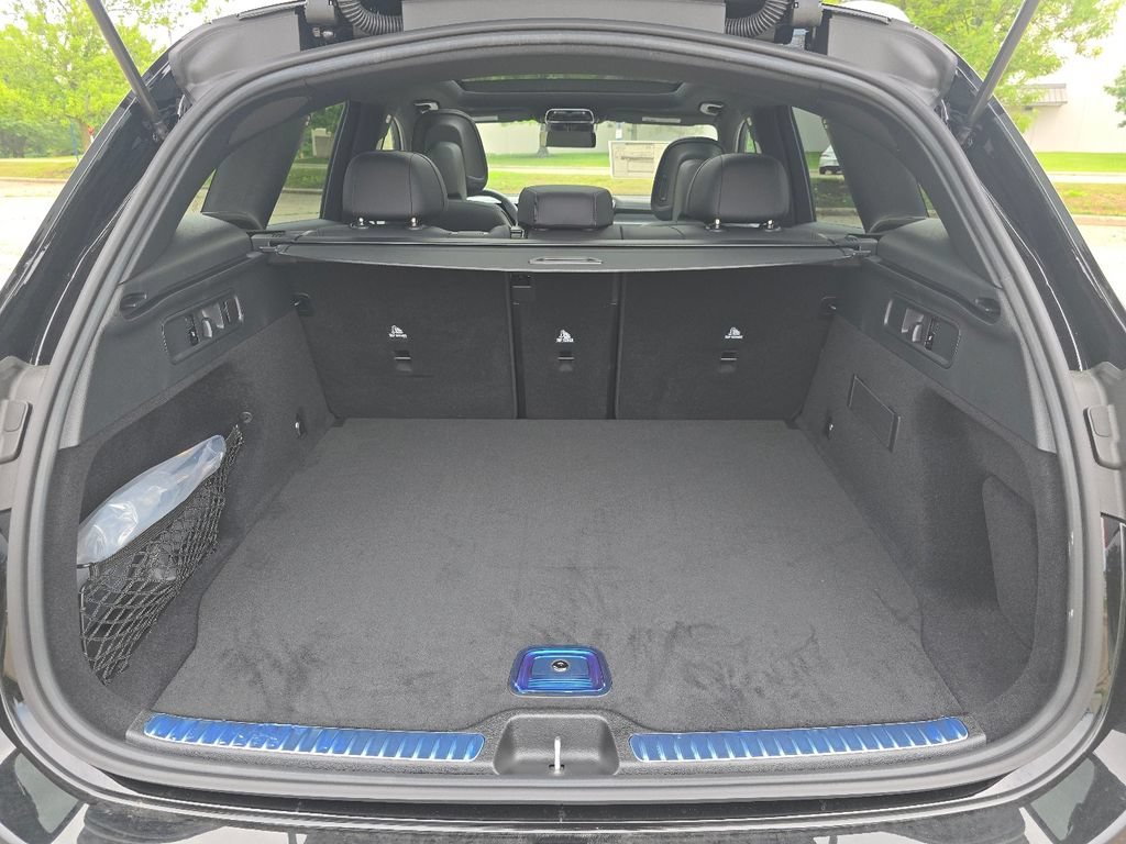 New 2026 Black Mercedes-Benz GLC 300 image 54