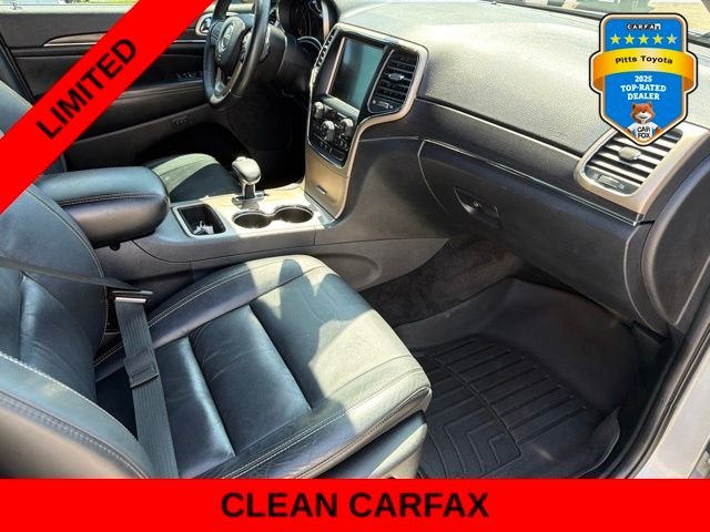 Used 2015 Silver Jeep Limited image 10