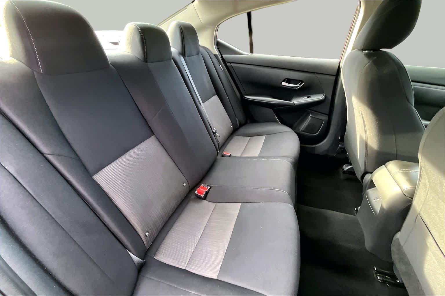 Used 2023 Rosewood Metallic Nissan SV image 21