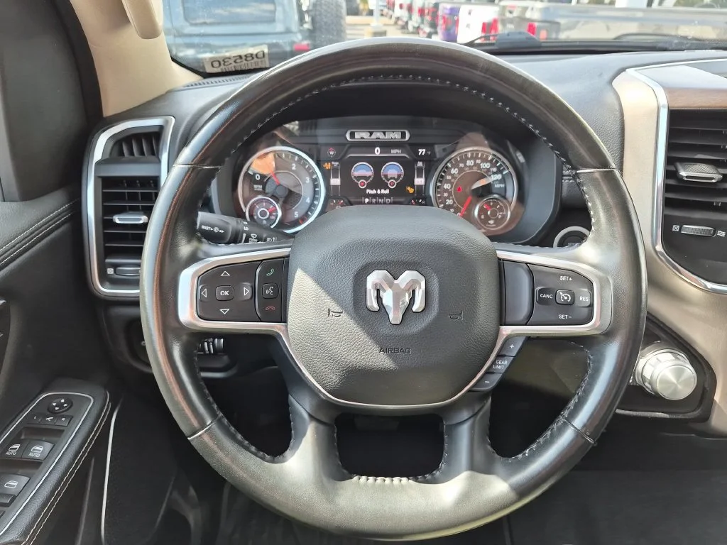 Used 2021 Diamond Black Crystal Pearlcoat Ram Laramie image 14