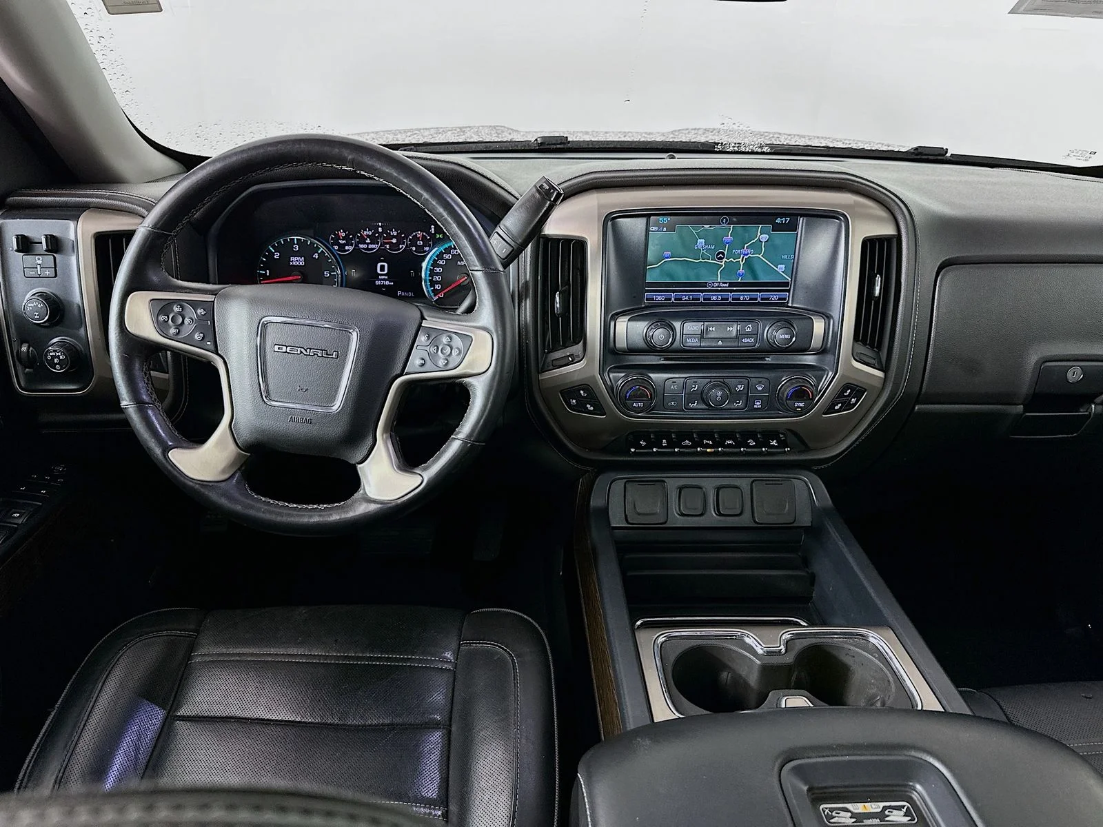 Used 2018 Red Quartz Tintcoat GMC Denali image 25