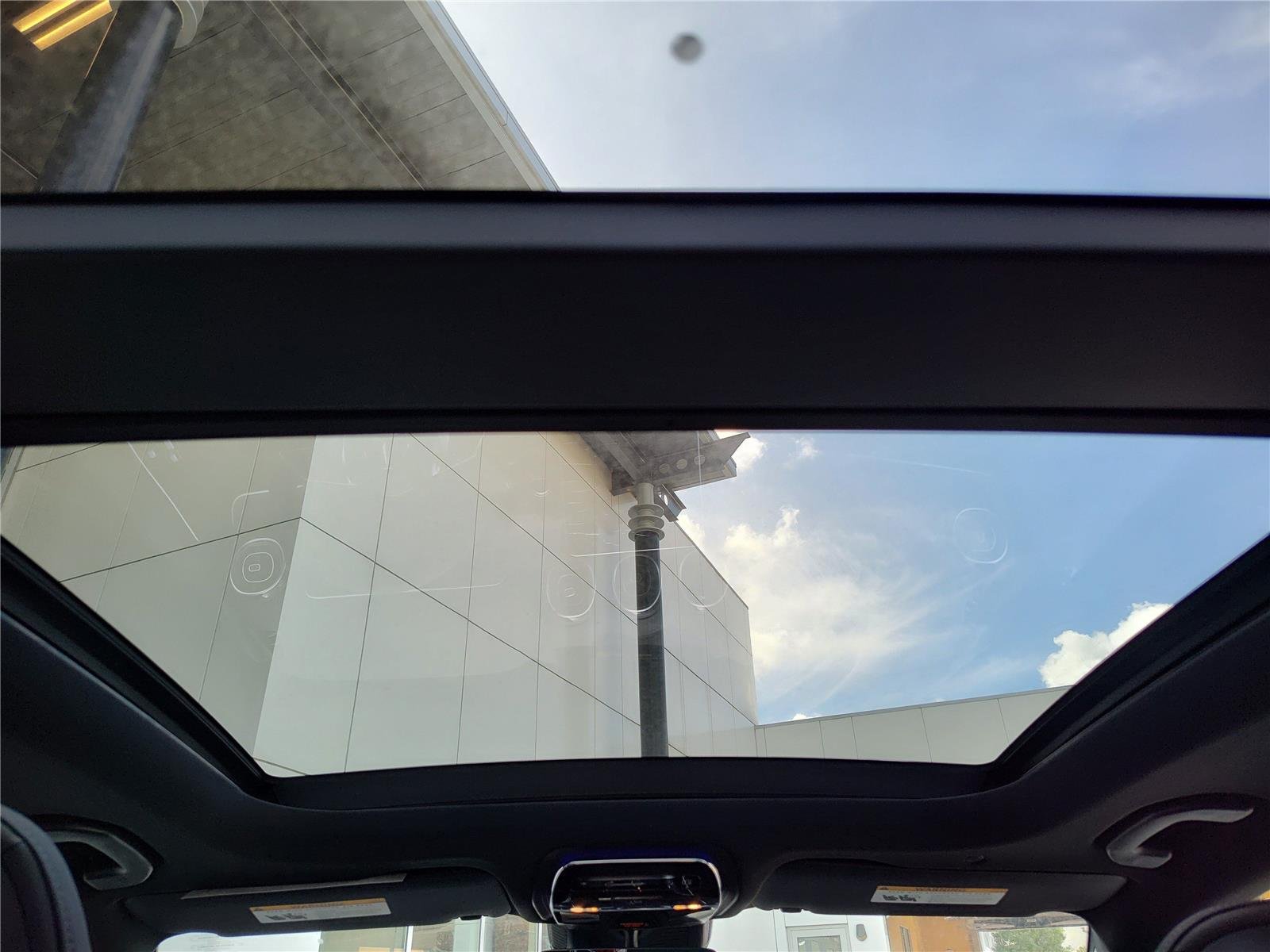 New 2026 Graphite Grey Metallic Mercedes-Benz GLC 300 image 11