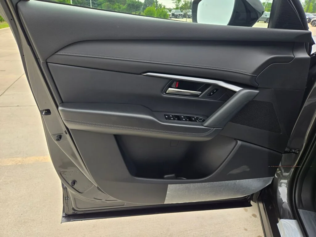 New 2026 Machine Gray Metallic Mazda 2.5 S Select AWD image 17