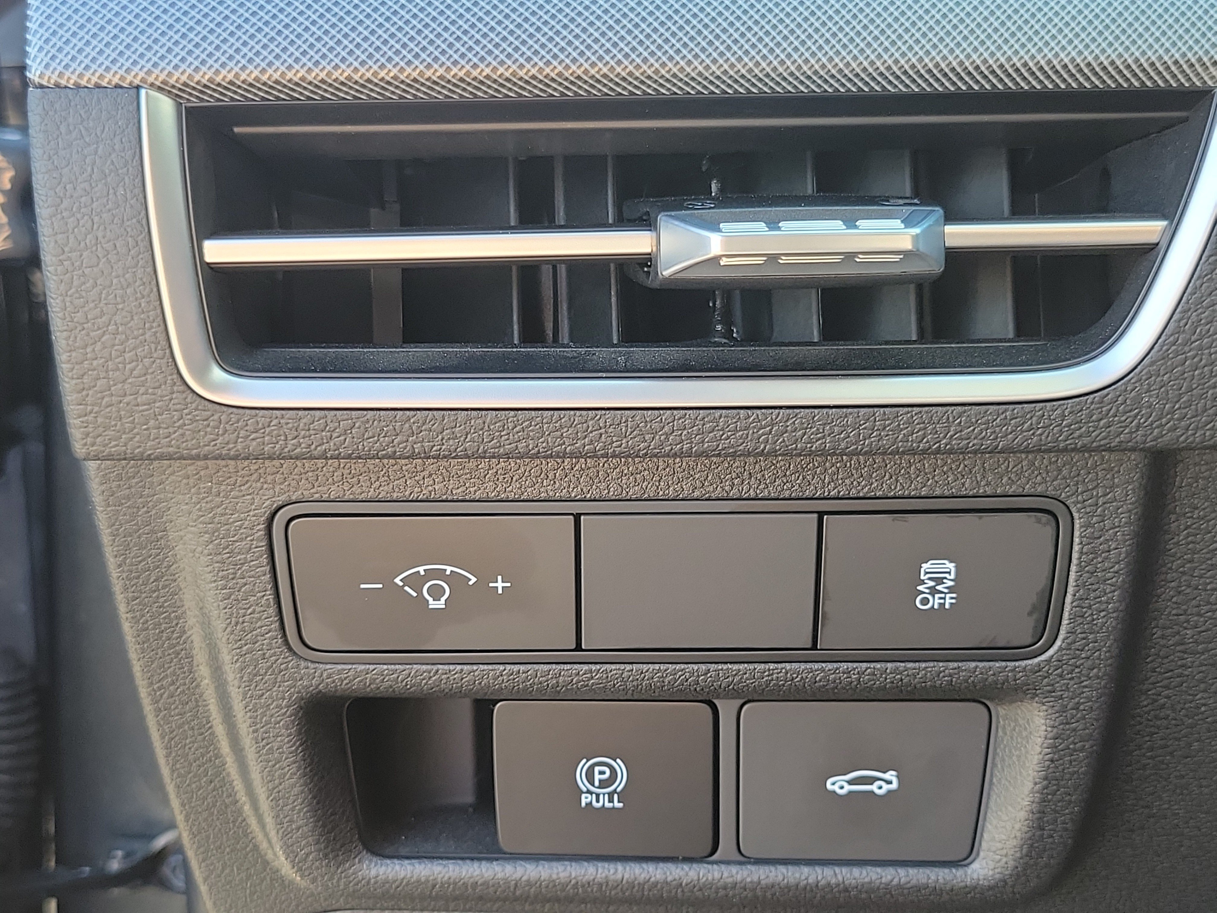 2024 Hyundai Sonata SEL - Photo 12