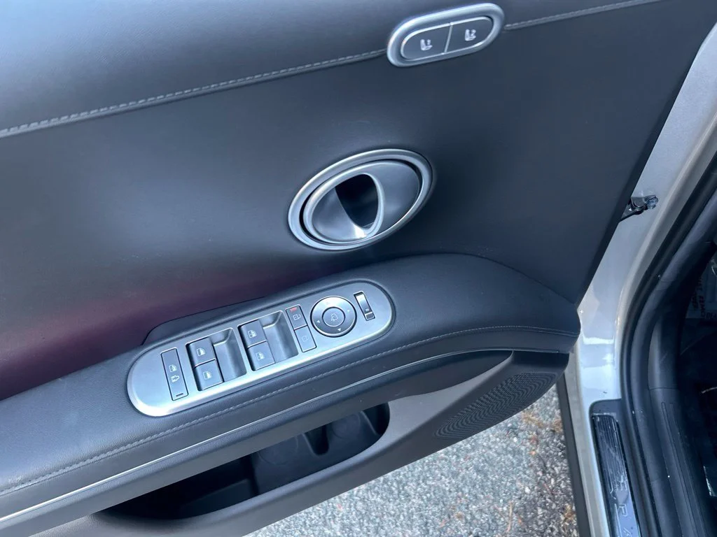 Used 2026 Silver Hyundai SEL Premium image 16