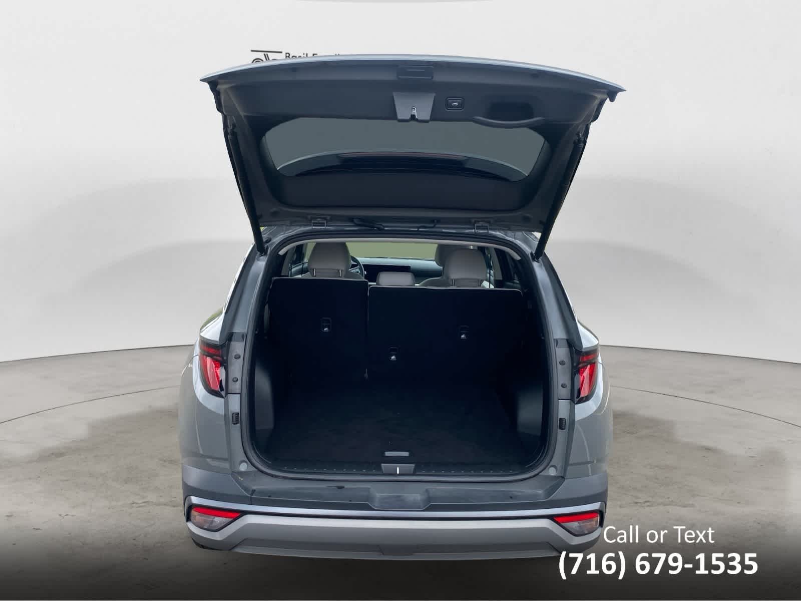 Used 2026 Hampton Gray Hyundai SEL image 23