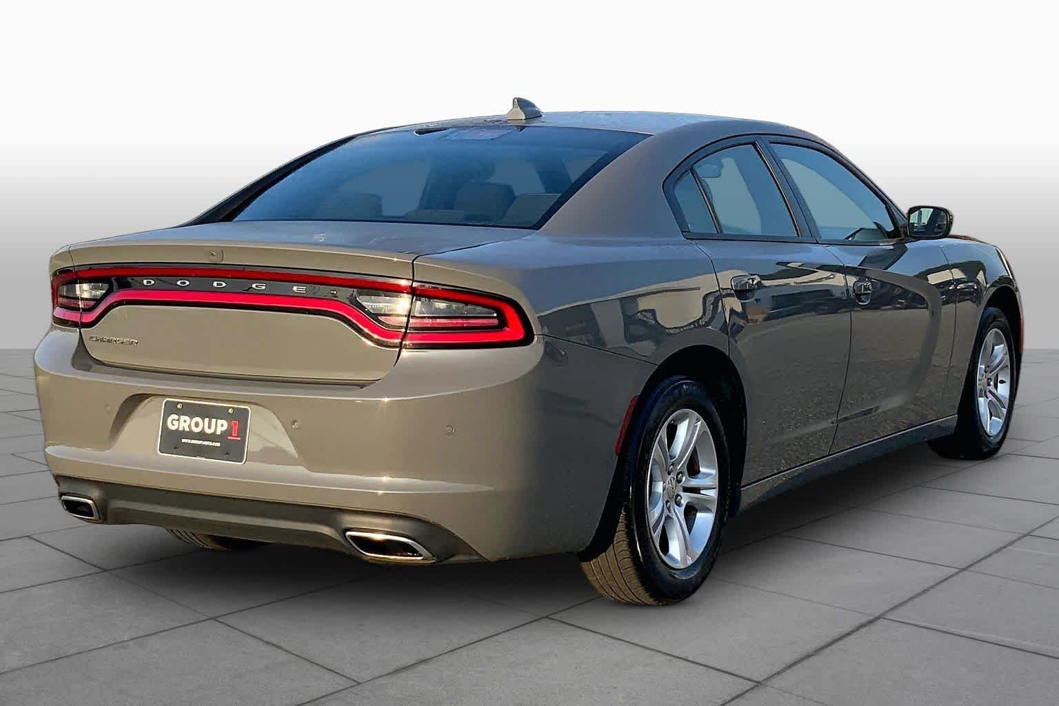 Used 2023 Destroyer Gray Clearcoat Dodge SXT image 13