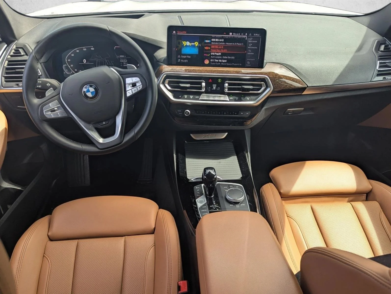 Used 2024 Mineral White Metallic BMW sDrive30i image 16