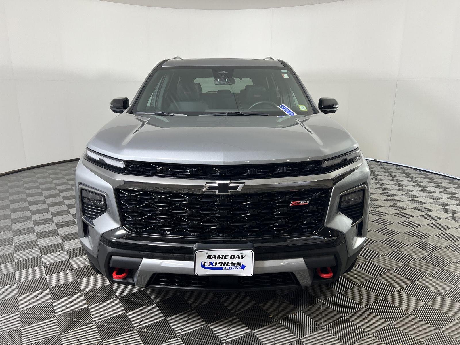 Used 2025 Sterling Gray Metallic Chevrolet AWD Z71 image 33