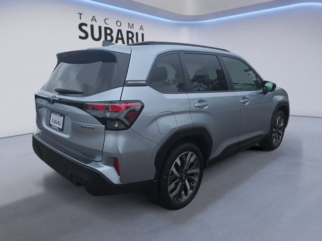 New 2026 ICE SILVER METALLIC Subaru Touring image 5