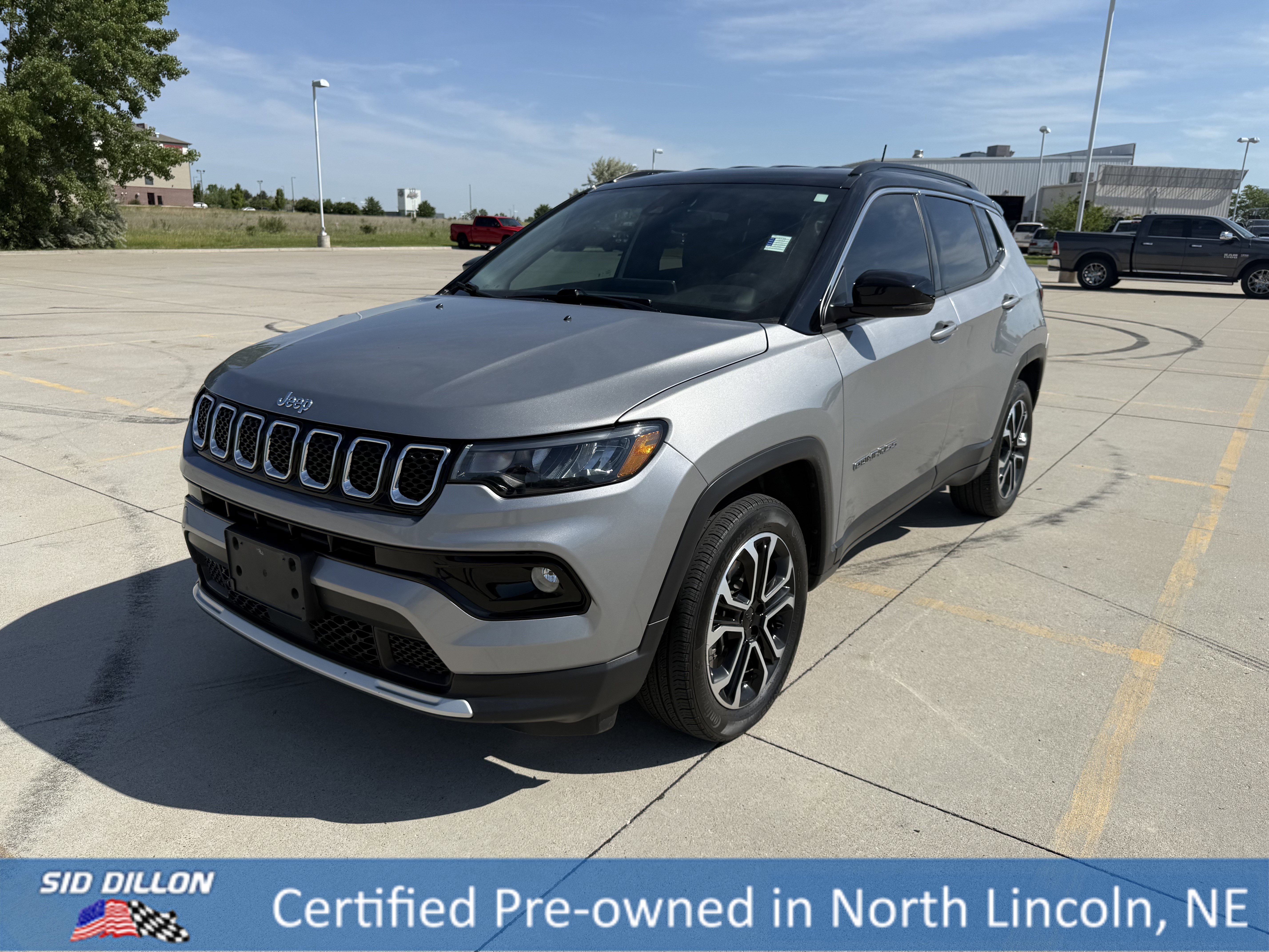 2023 Jeep Compass Limited 4X4's photo