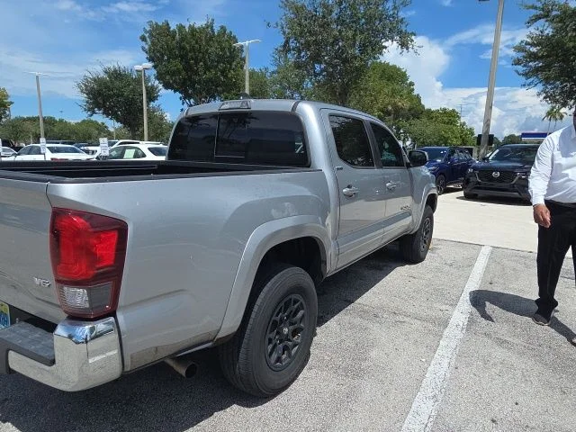 Used 2019 Silver Toyota SR5 image 5