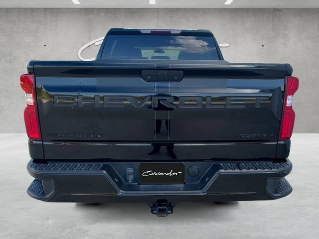 Used 2022 Black Chevrolet Custom image 15