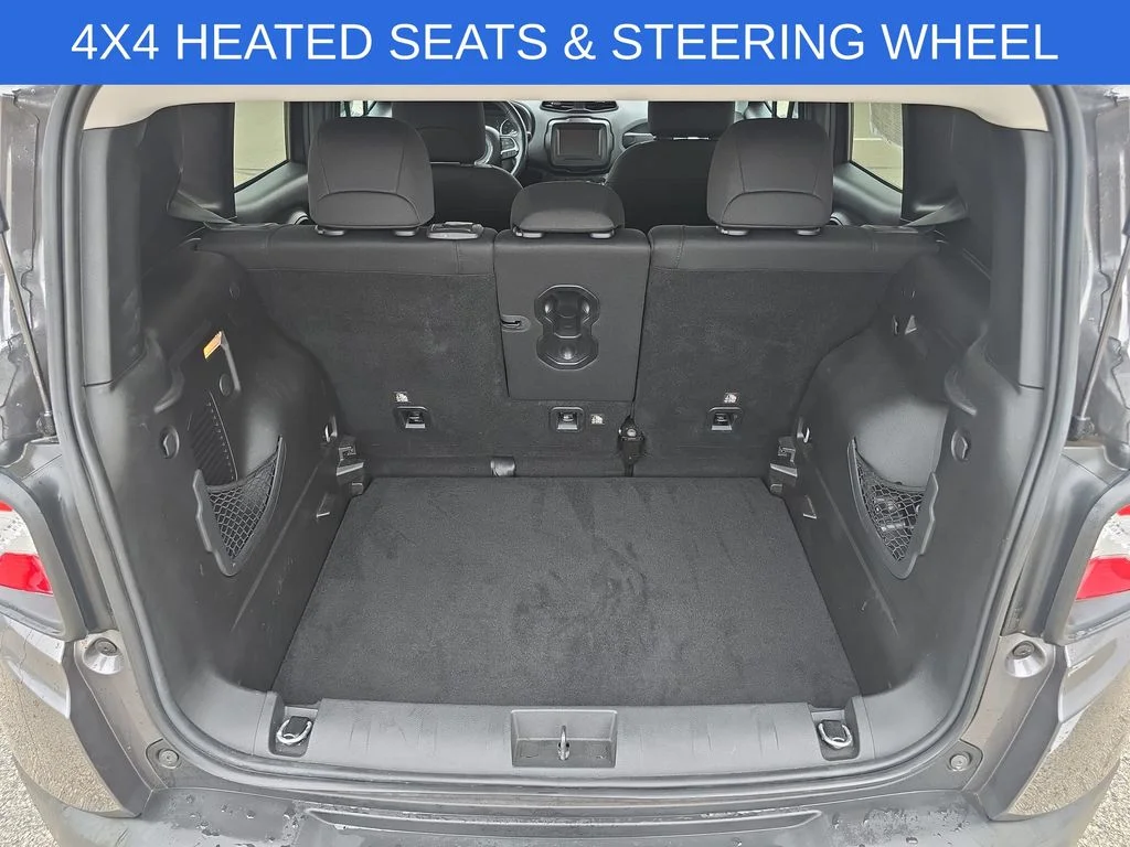 Certified Used 2020 Gray Jeep Latitude image 27