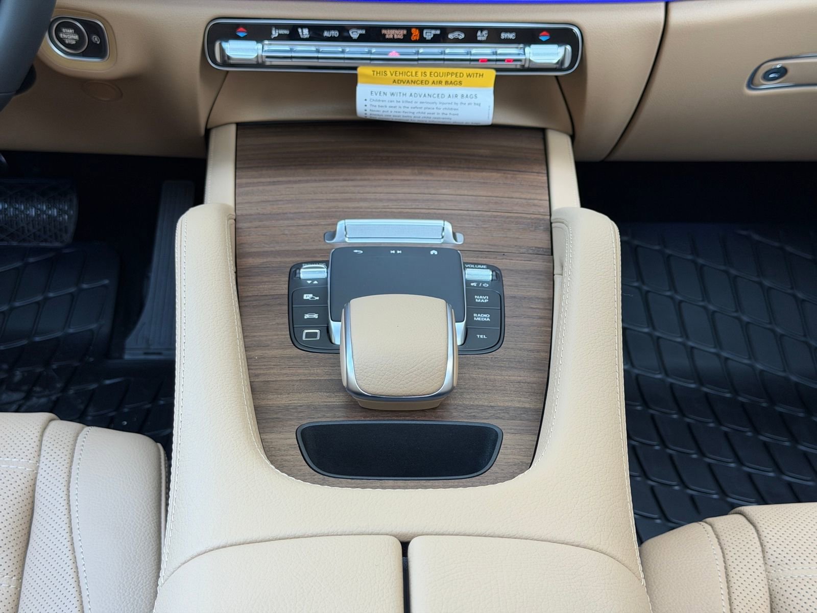 New 2026 Obsidian Black Metallic Mercedes-Benz GLE 350 image 53