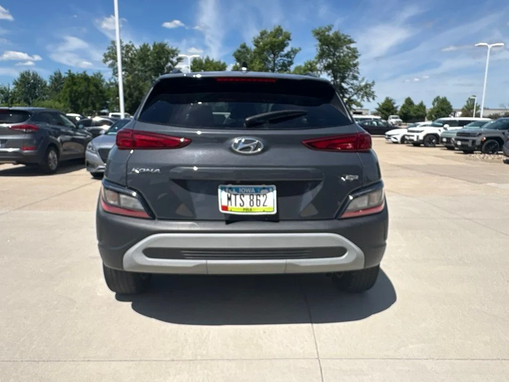Used 2023 Gray Hyundai SEL image 5