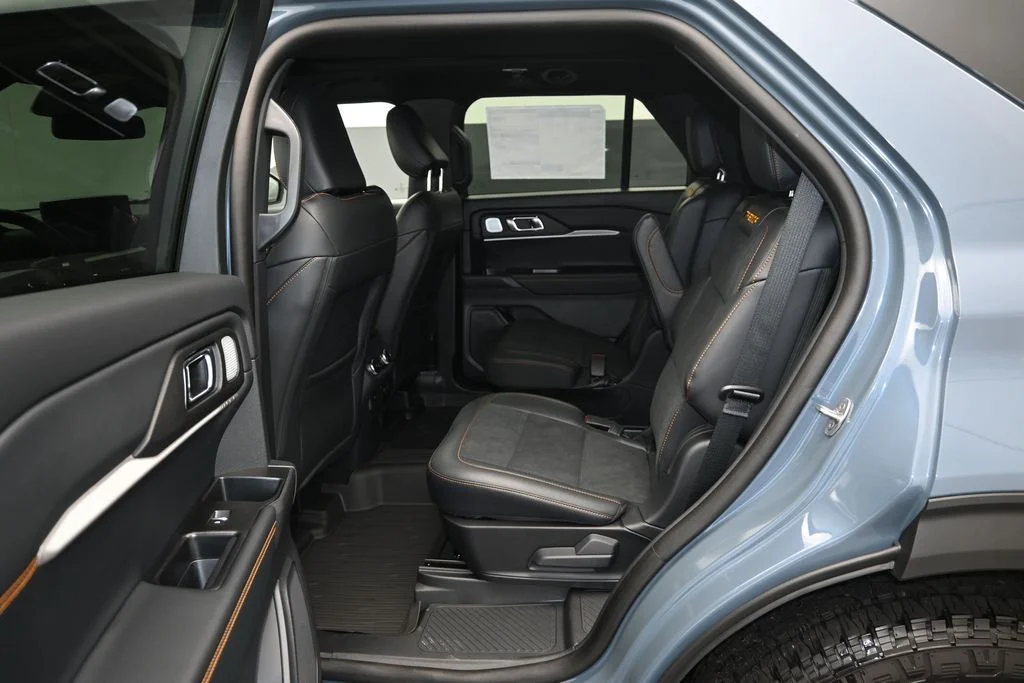 New 2026 Vapor Blue Metallic Ford Tremor® image 16