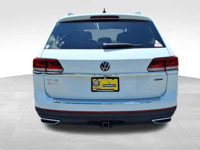Used 2021 White Volkswagen SEL Premium image 7