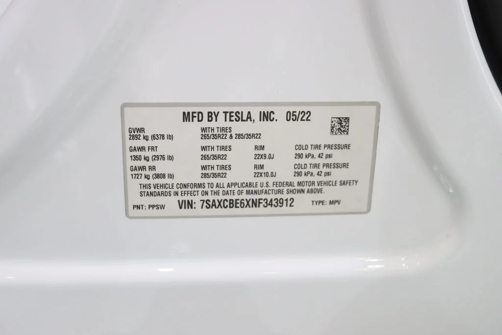 Used 2022  Tesla Plaid image 41