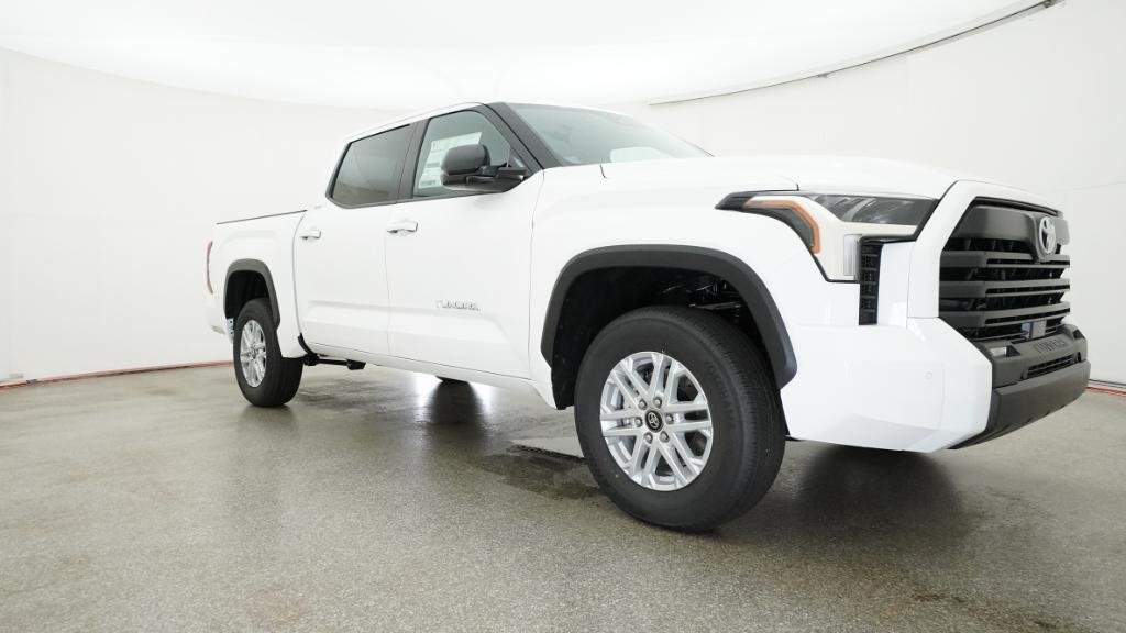 New 2026 Ice Cap Toyota SR5 image 2