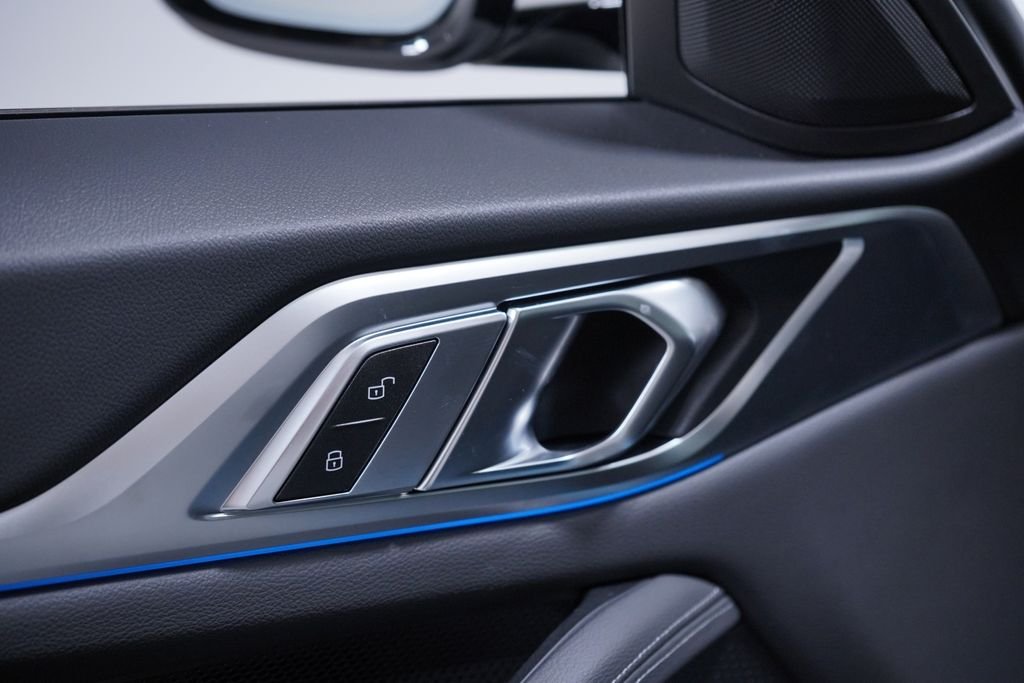 New 2026 Alpine White BMW eDrive40 image 17