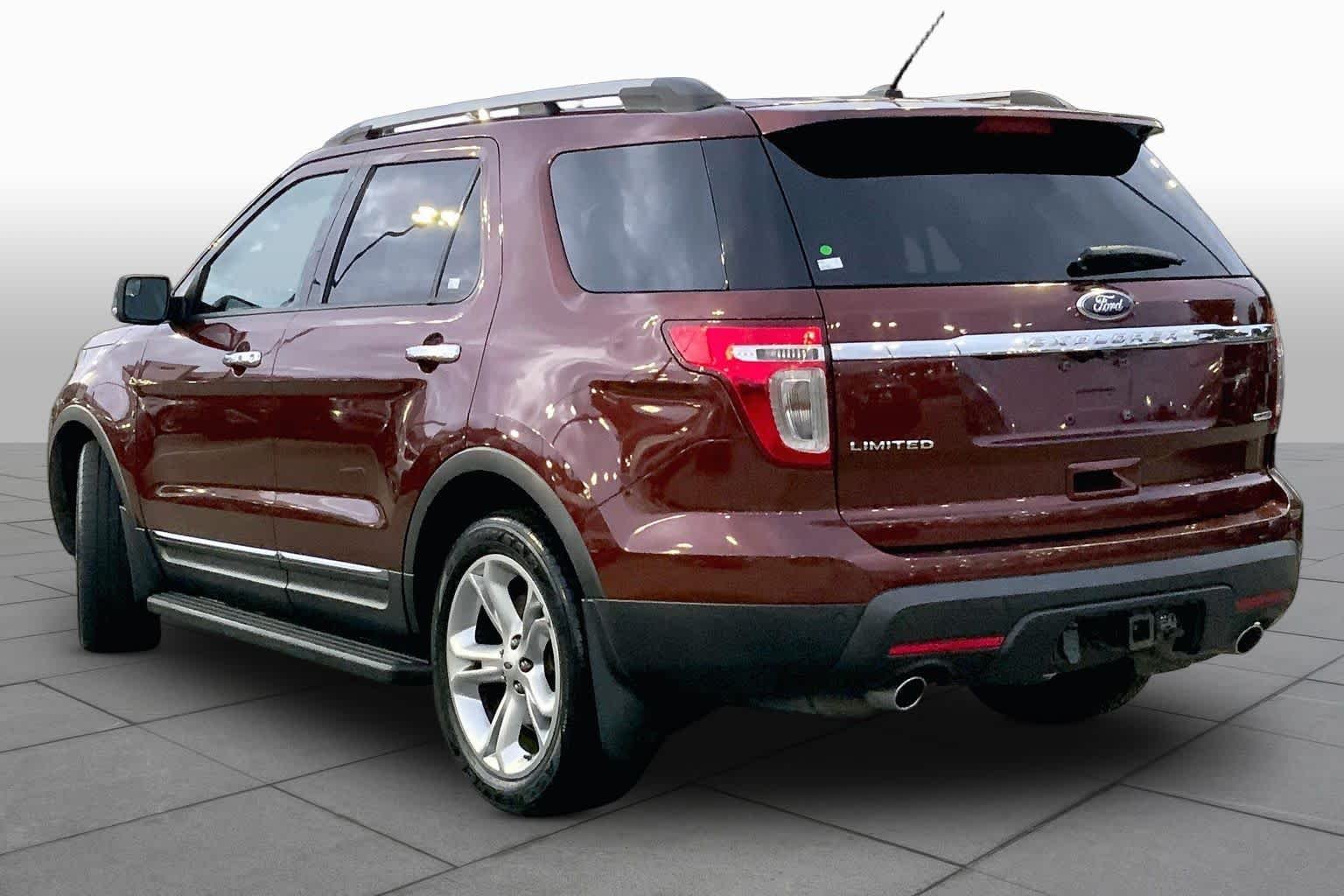 Used 2015 Bronze Fire Metallic Tinted Clearcoat Ford Limited image 11