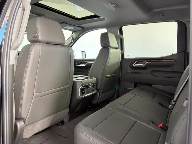 2026 GMC Sierra 1500 SLT - Photo 32