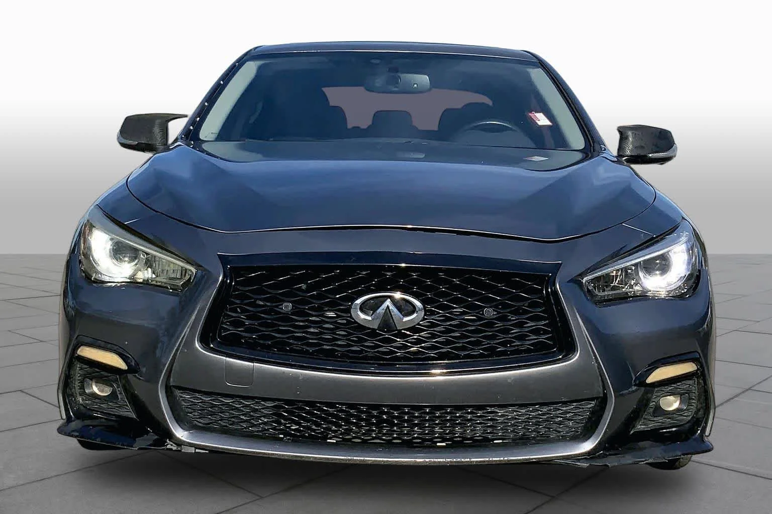 Used 2018 Graphite Shadow INFINITI 3.0t SPORT image 4
