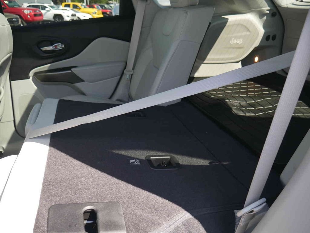 Used 2021 Blue Jeep Limited image 17