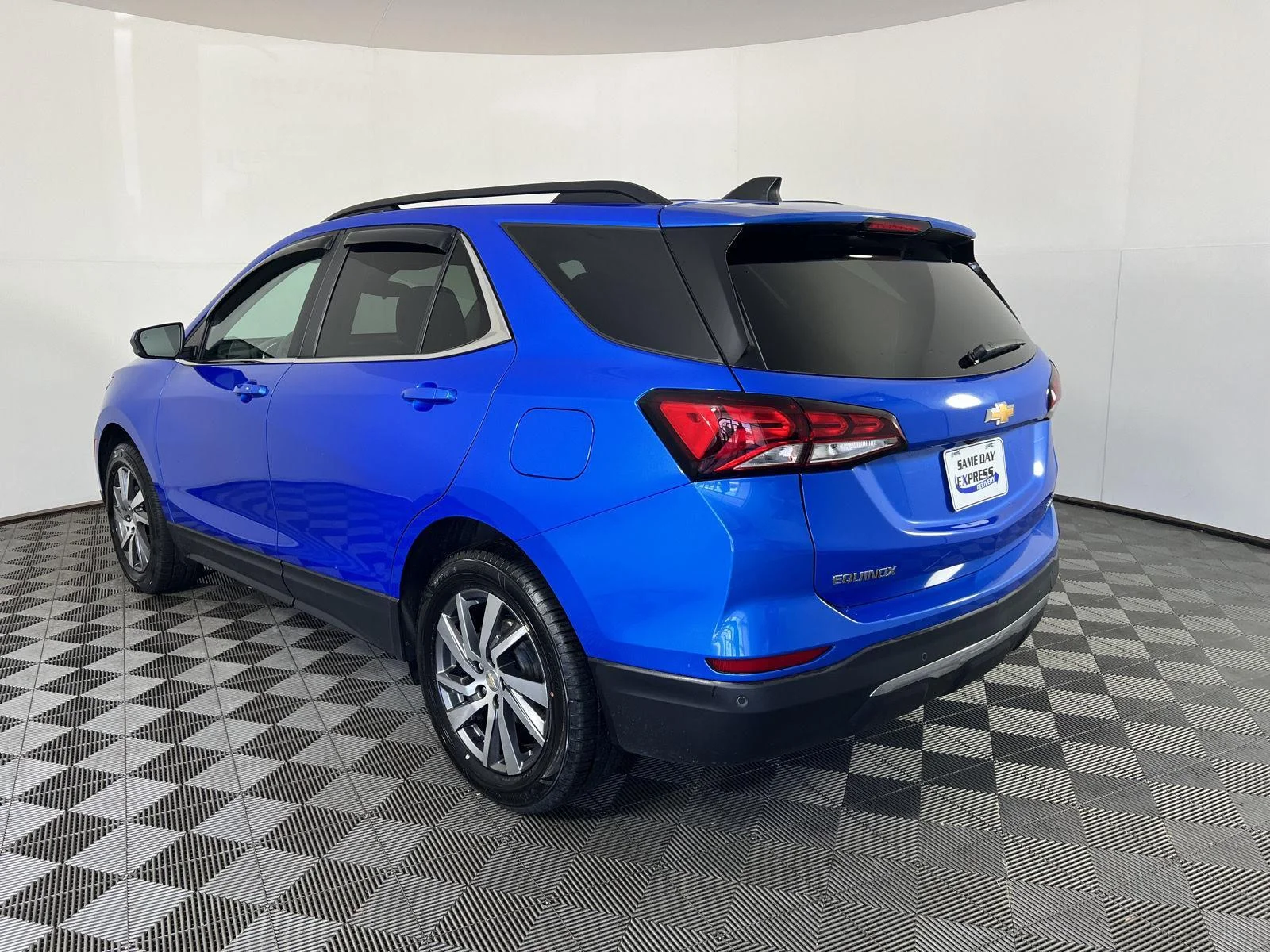Used 2024 Riptide Blue Metallic Chevrolet LT image 28
