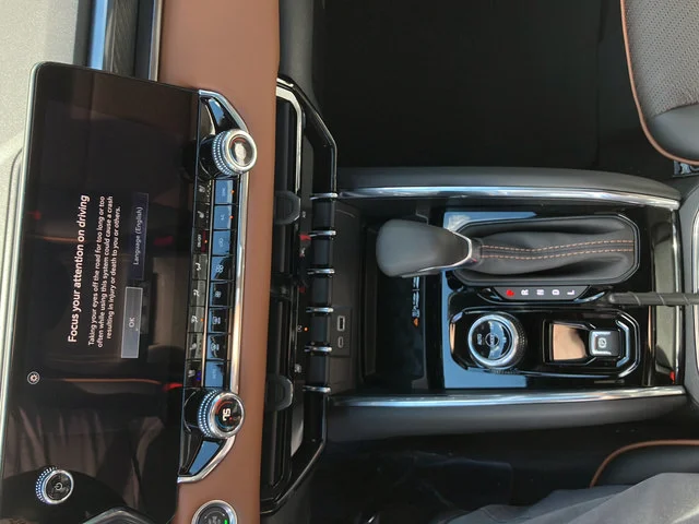 2026 GMC Canyon AT4 - Photo 17