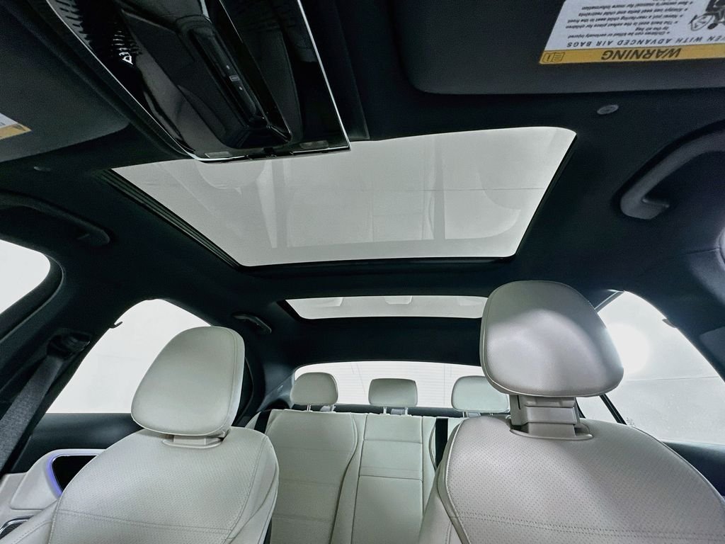 New 2026 Polar White Mercedes-Benz C 300 image 23