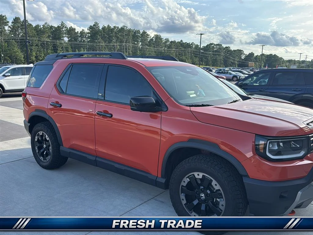 Used 2026 Sunset Orange II Honda TrailSport Elite image 1