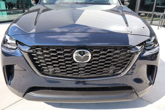 2026 Mazda CX-90 Premium Package - Photo 11