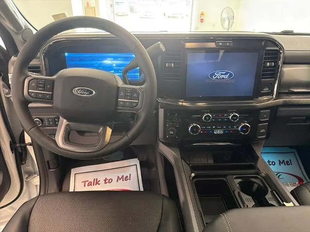 New 2026 Star White Metallic Tri-Coat Ford F-250® Lariat® image 33