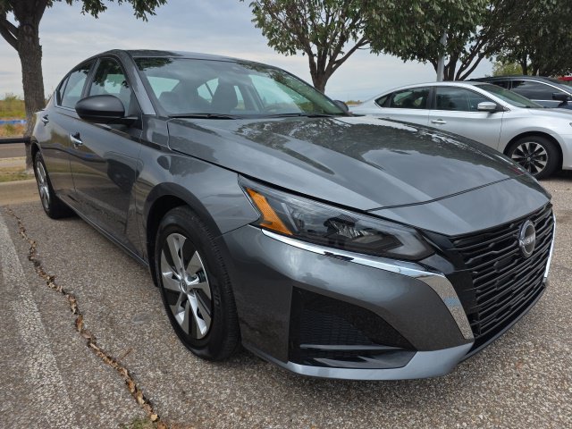Certified Used 2025 Gray Nissan 2.5 S image 1