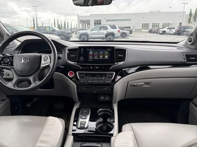 Used 2019 Gray Honda Touring image 21