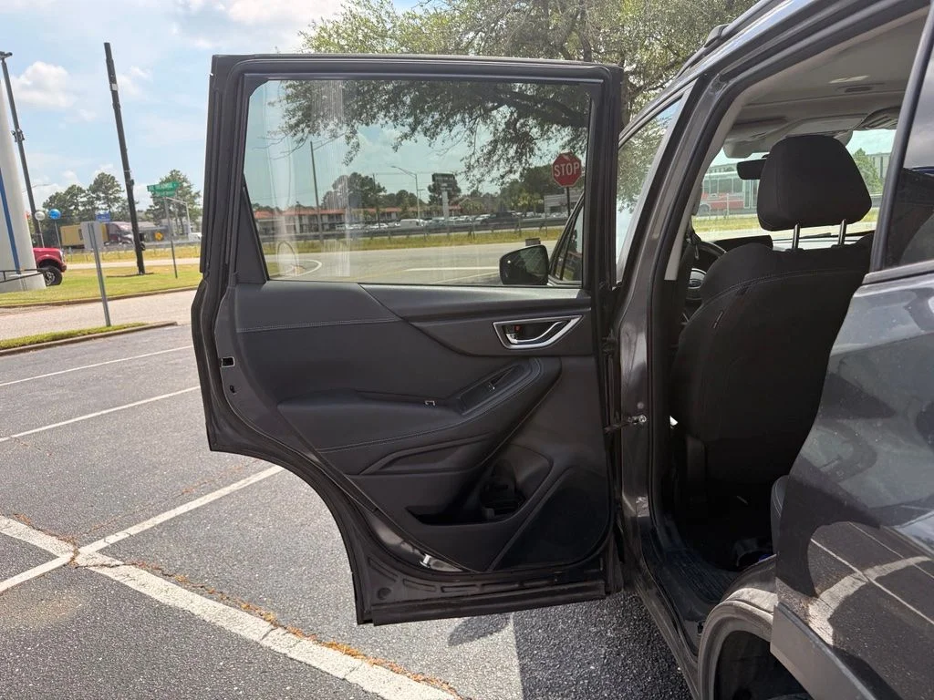 Used 2019 Gray Subaru Premium image 11