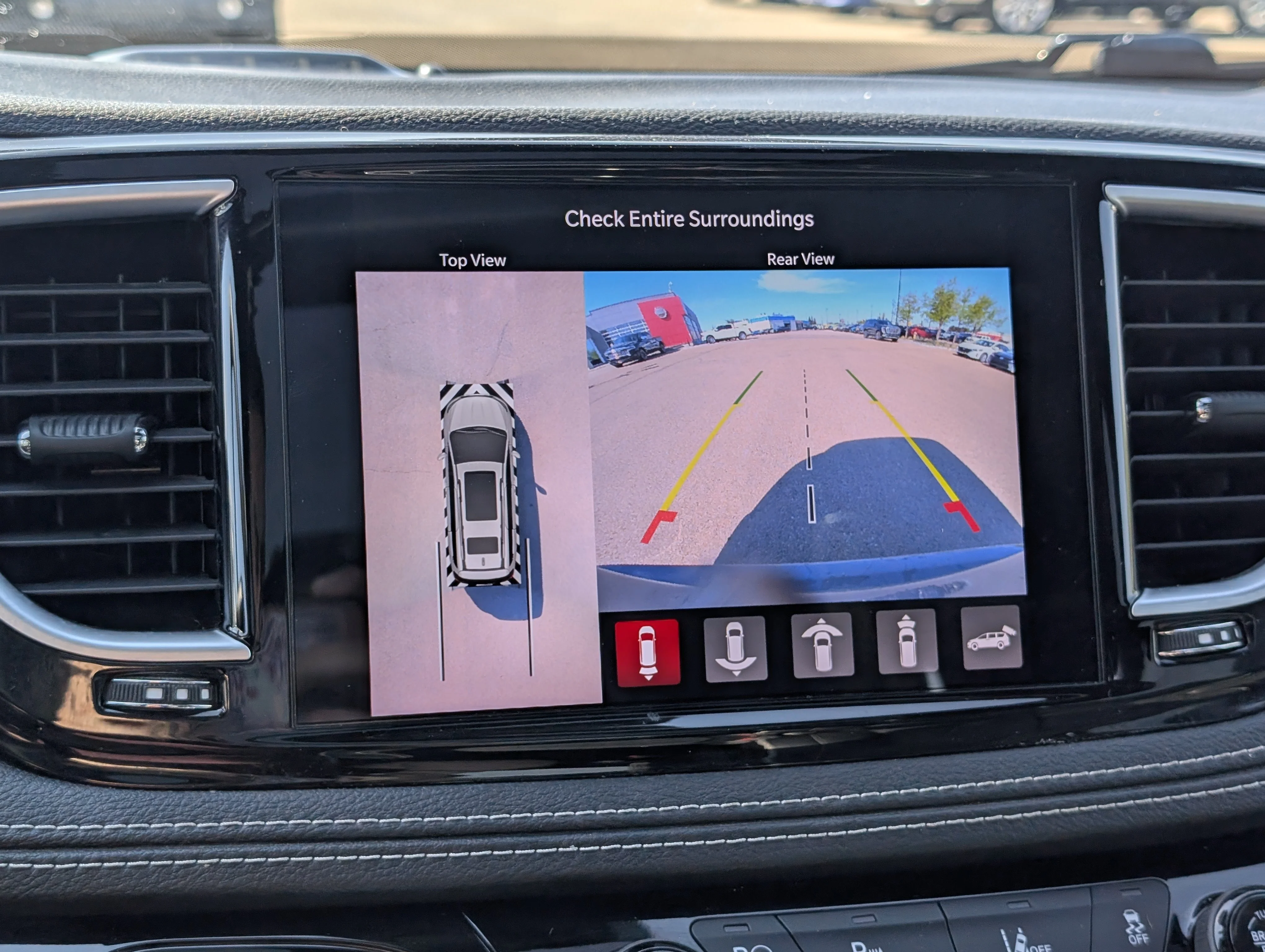 Used 2022 Ceramic Grey Chrysler Limited image 32