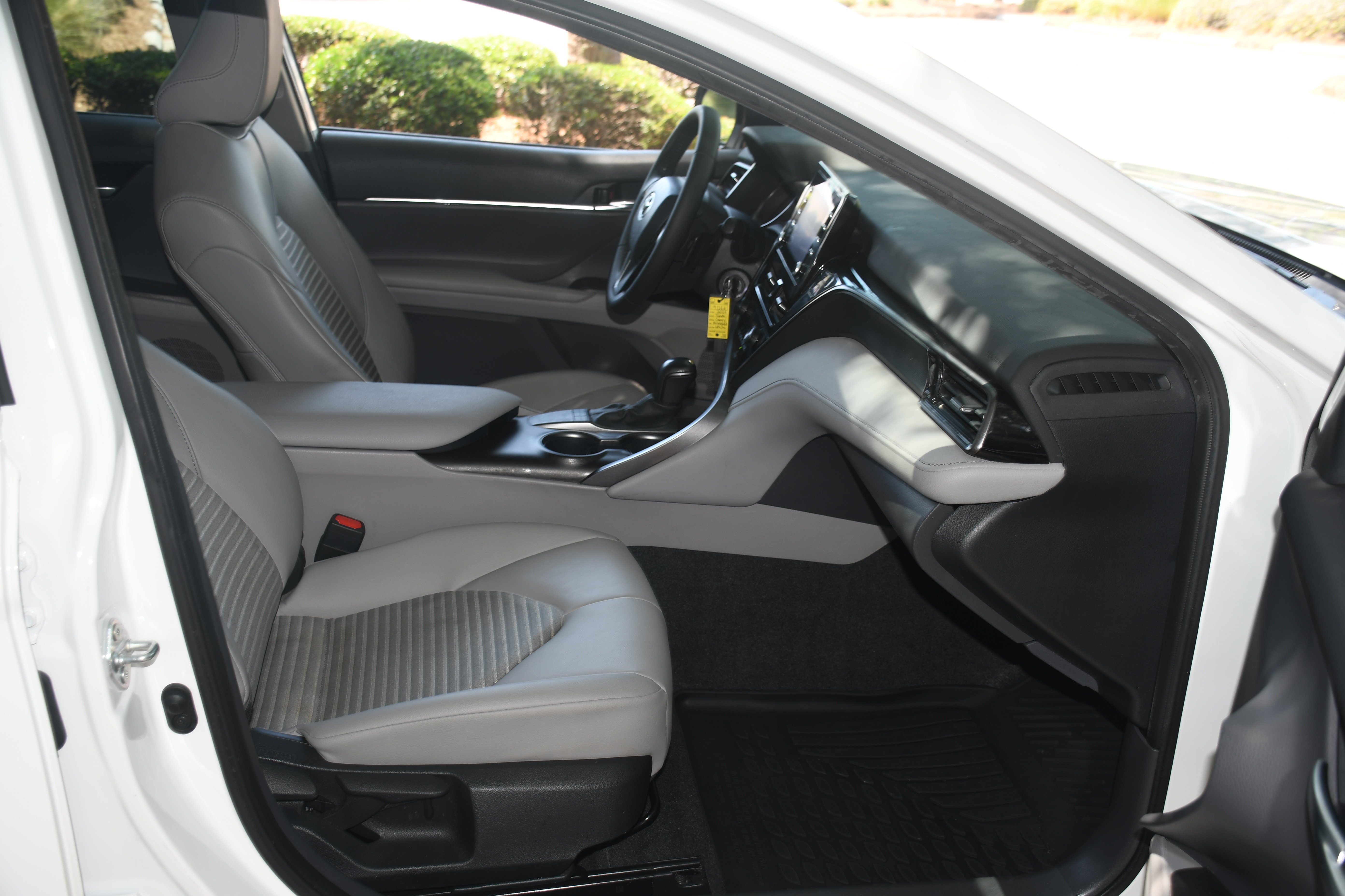 Used 2024 White Toyota SE image 19