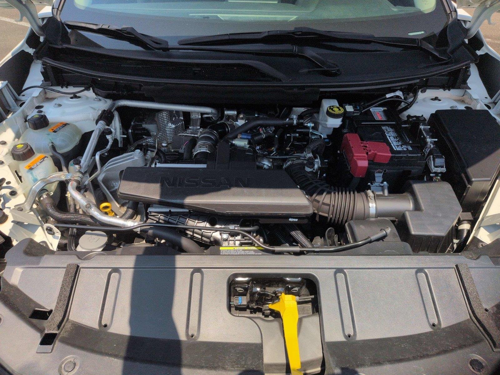Used 2024 Glacier White Nissan S image 38