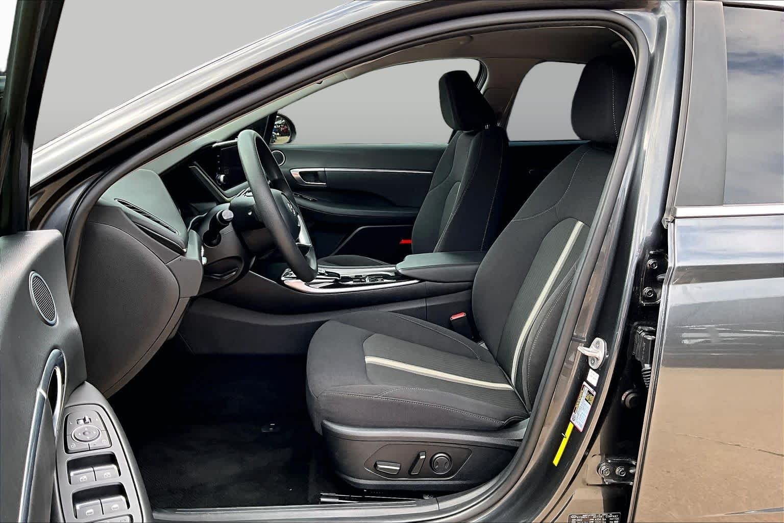 Used 2023 Portofino Gray Hyundai SEL image 8