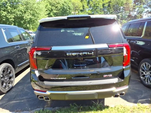 2026 GMC Yukon XL Denali - Photo 5