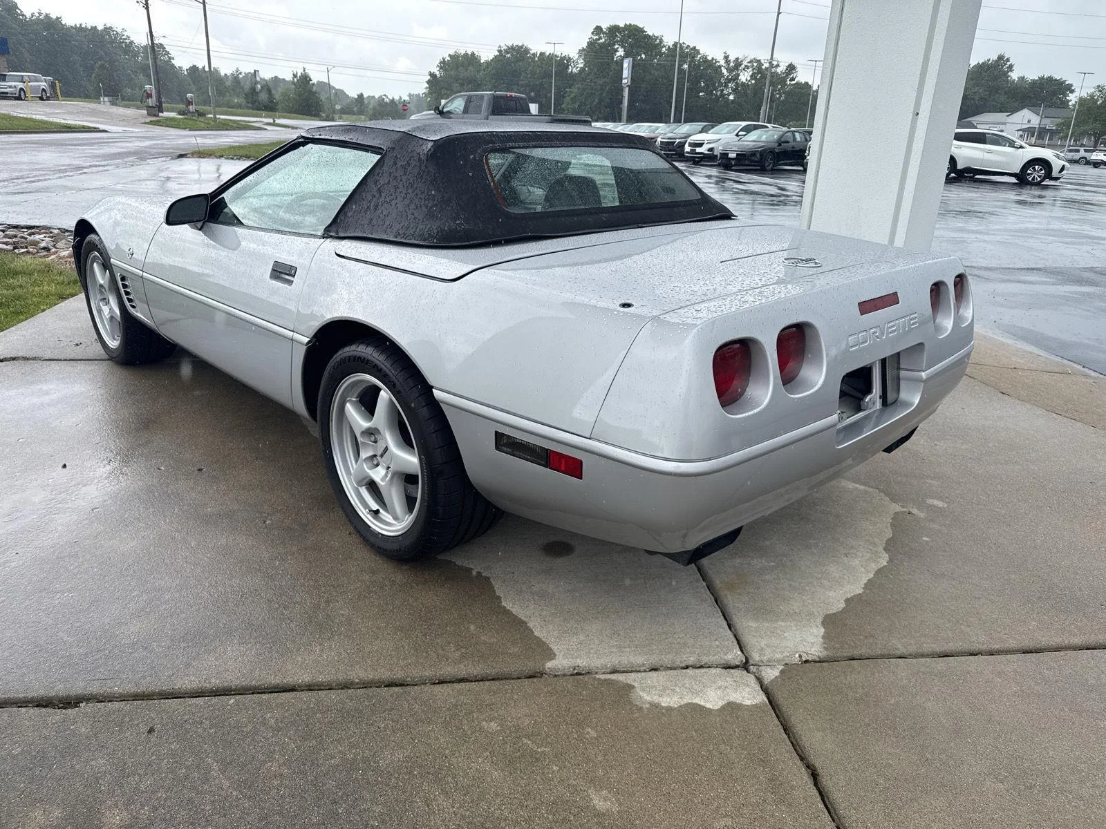 Used 1996 Silver Chevrolet 2DR CONV image 4