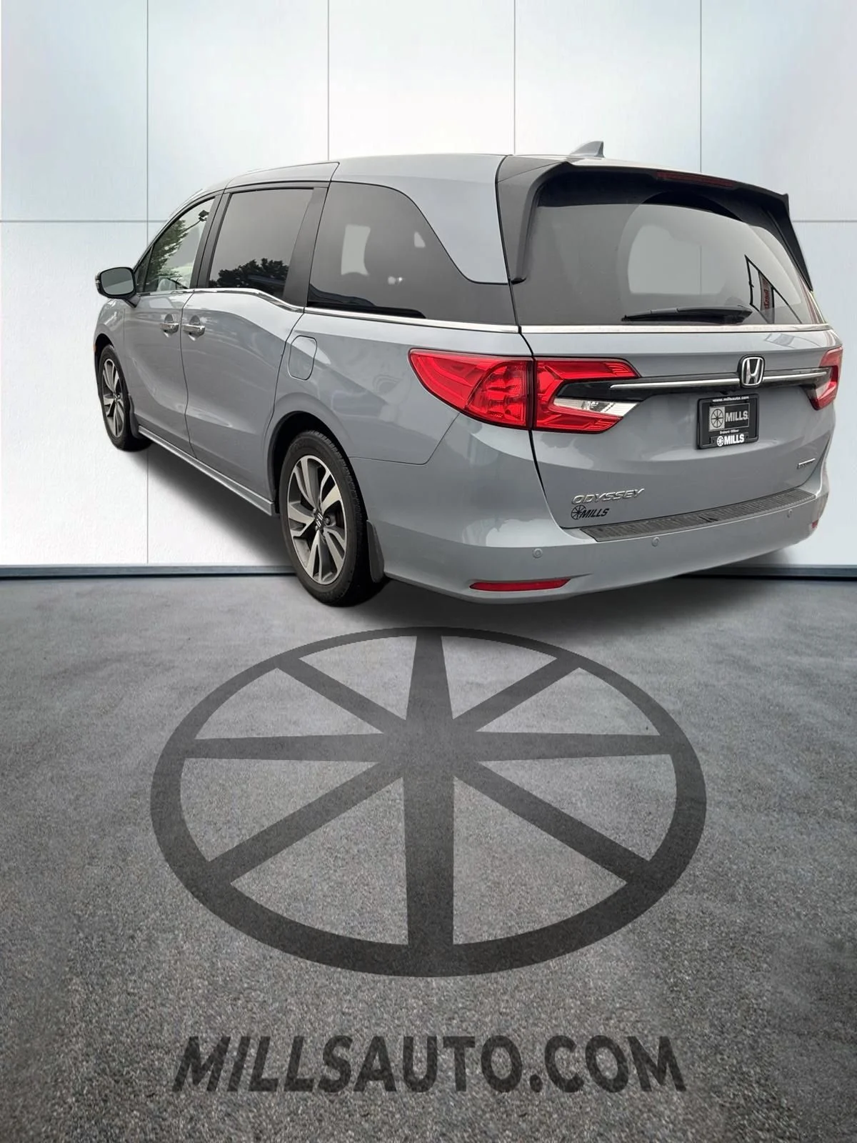 Certified Used 2023  Honda Touring image 5