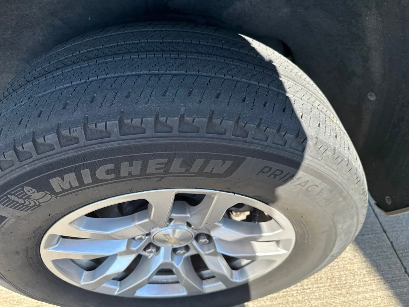 Used 2023 Green Chevrolet LT image 16